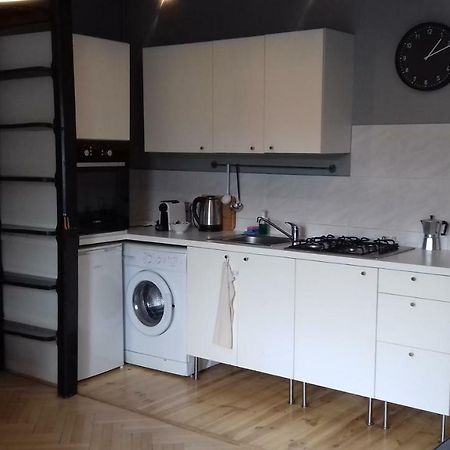 Wlasny Pokoj Appartement Krakau Buitenkant foto